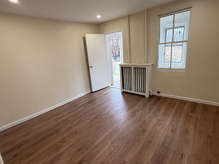 639 Washington St #1S — Photo 6