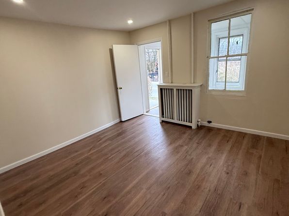 639 Washington St APT 1S