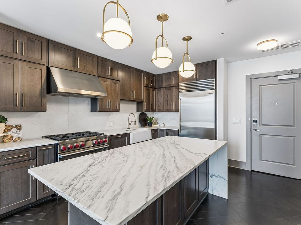 1st image of 1616 W End Ave #2303