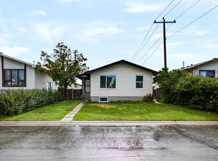 139 Falsby Rd NE, Calgary, AB T3J 1B7