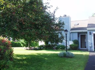 38 Justine Ct, Rensselaer, NY 12144