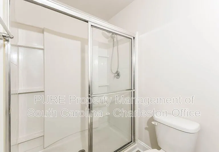 7833 Montview Rd — Photo 19