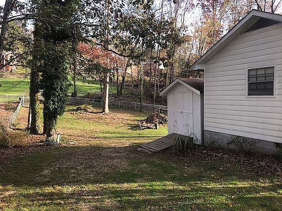 5th image of 710 Haven Hill Dr