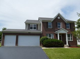 809 Baden Ave, Oswego, IL 60543