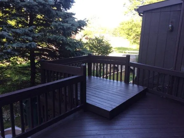 205 Opal Ln, Bristol, VA 24201