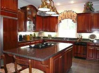 101 Riverbriar Rd, Lafayette, LA 70503