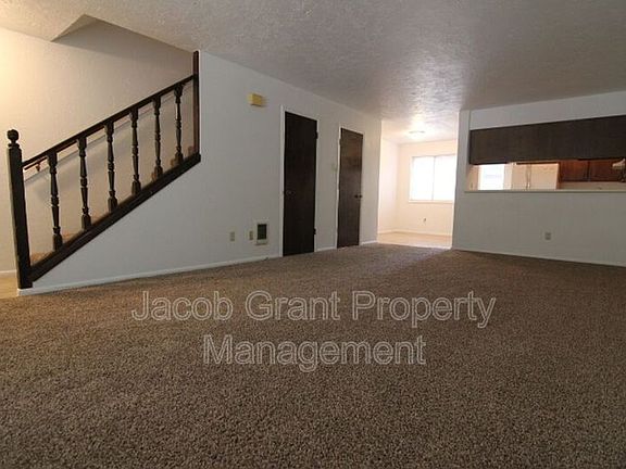 4th image of 756 Whittier St