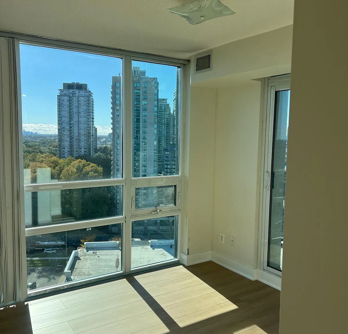 2 bed, $2,850 — Photo 2