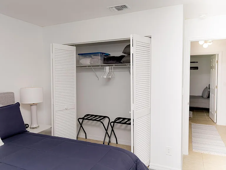 Bedroom #1 (queen bed)