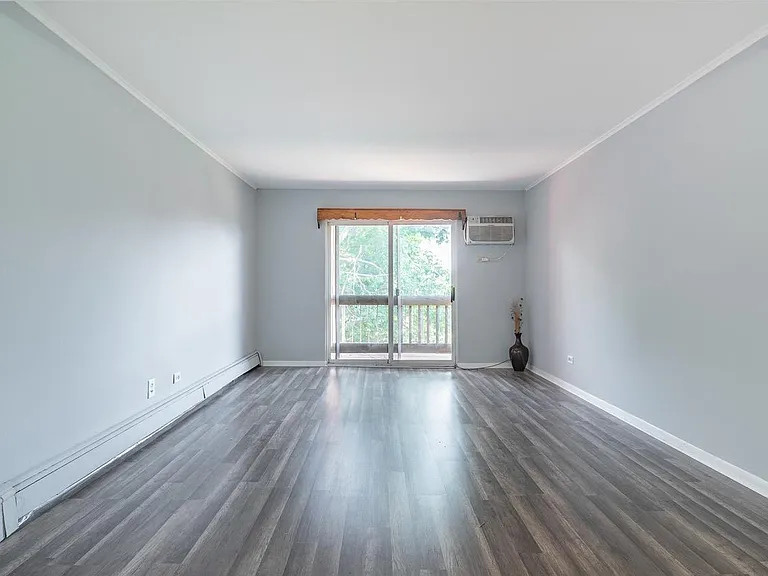 585 Hill Dr #315 — Photo 14