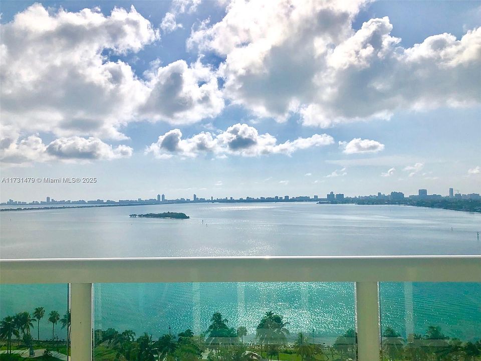 1st image of 1800 N Bayshore Dr APT 1607