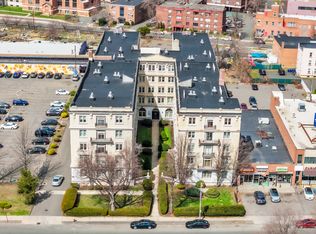210-419 Farmington Ave #D419, Hartford, CT 06105