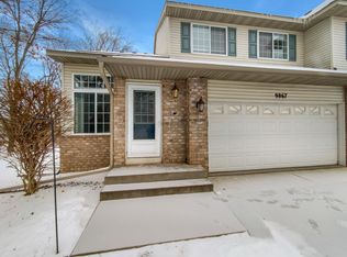 9867 Hamlet Ln S, Cottage Grove, MN 55016