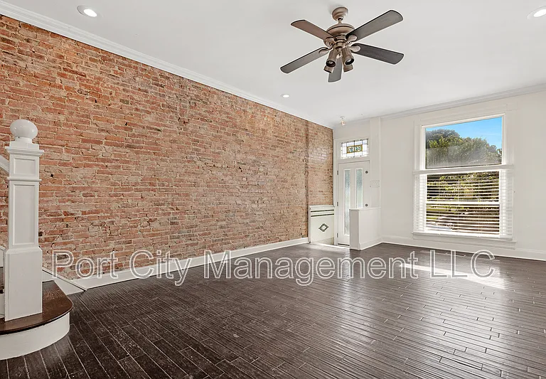 207 S Ellwood Ave — Photo 6