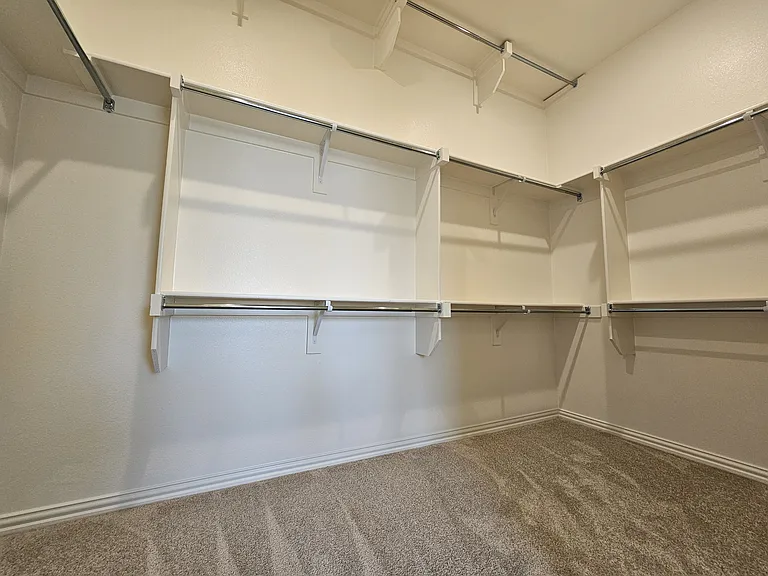 9452 Espalier St — Photo 18