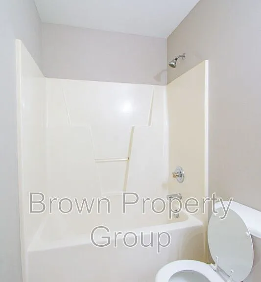 452 Cityview Ln — Photo 18