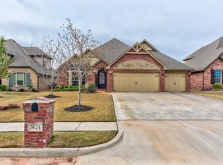 3624 Doningham Dr, Edmond, OK 73034