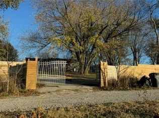 12111 Scott Ave, Liberty, MO 64068