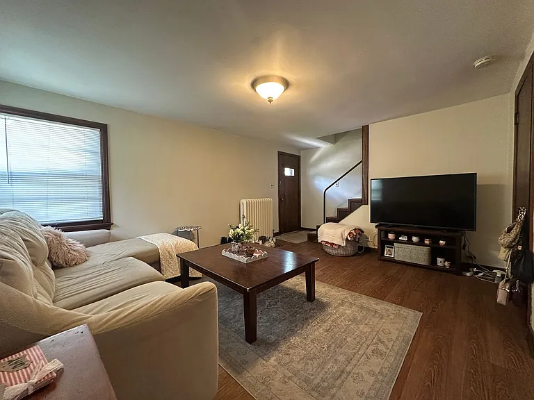 718-720 Dickinson Street — Photo 1