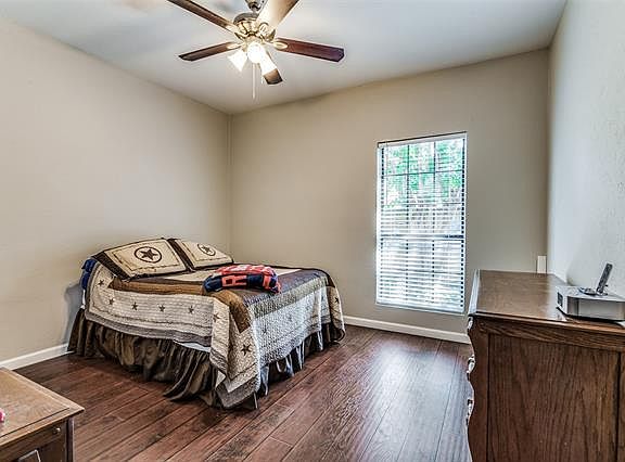 4th image of 1108 Quail Valley Ln Unit 121