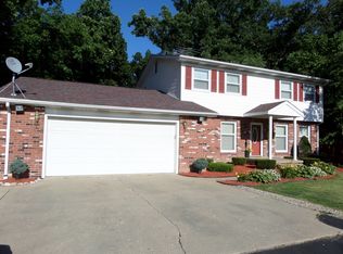 17924 N Oak Ridge Ave, Marshall, IL 62441