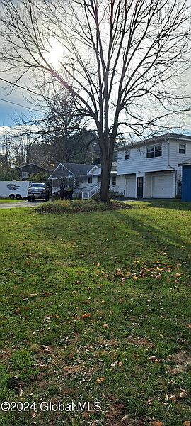 3rd image of 22 Edwards Road
