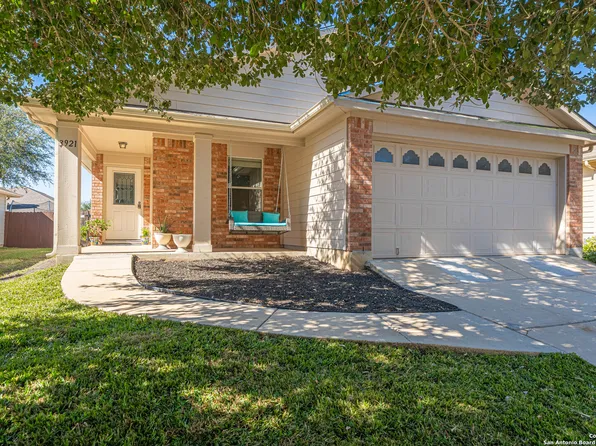 3921 Whisper Field, Schertz, TX 78108