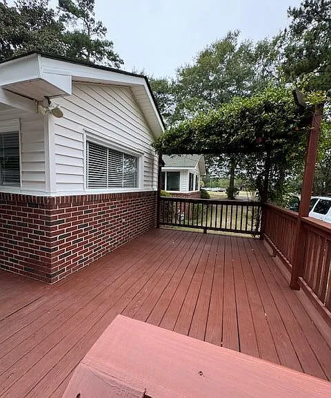 816 York St NE — Photo 29