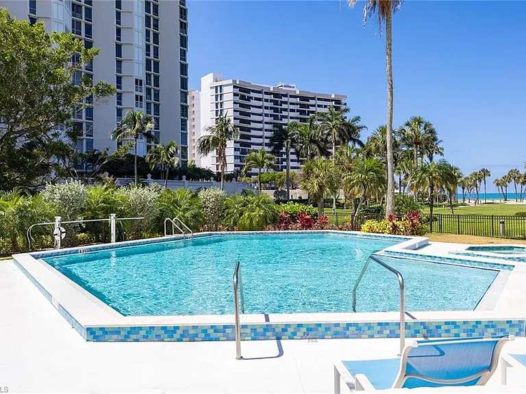 4031 Gulf Shore Blvd N #55 — Photo 45
