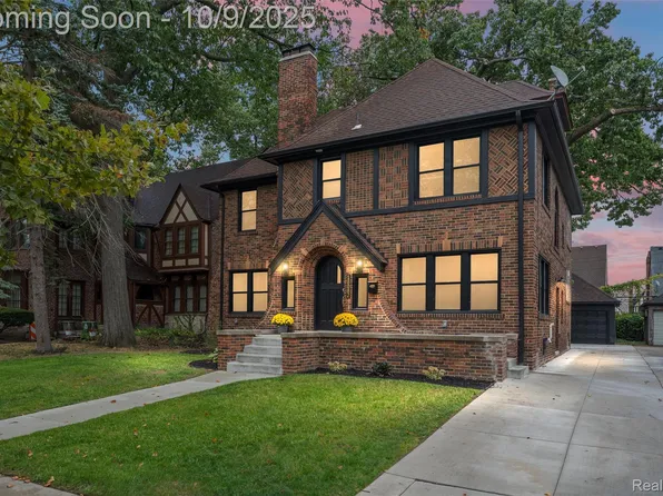 18082 Wildemere St, Detroit, MI 48221