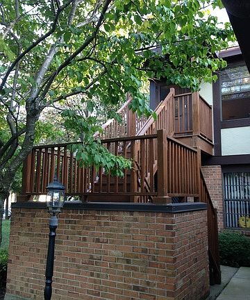 2nd image of 357 Bloomfield Ln APT 4