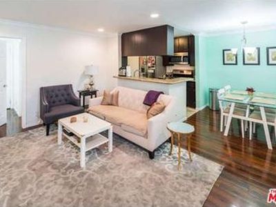 648 S Ridgeley Dr APT 202, Los Angeles, CA, 90036