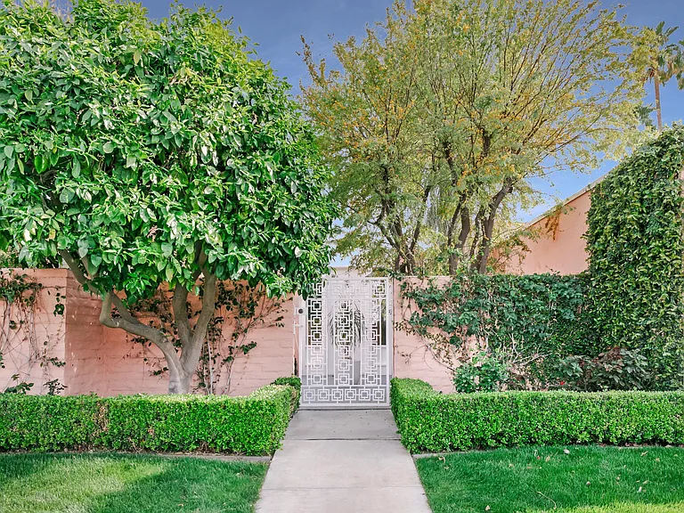 47075 Marrakesh Dr — Photo 2
