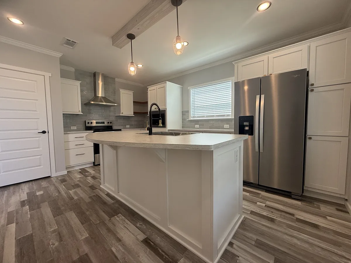Building Photo - 5715 Camelford Dr #528