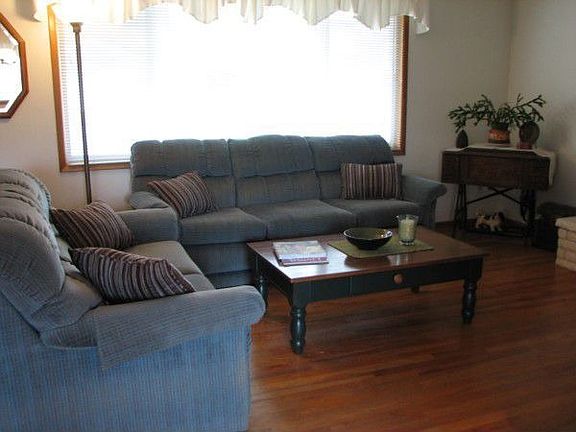 Light & Bright Living Room