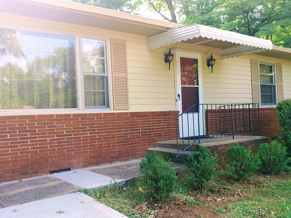 1st image of 3500 June St