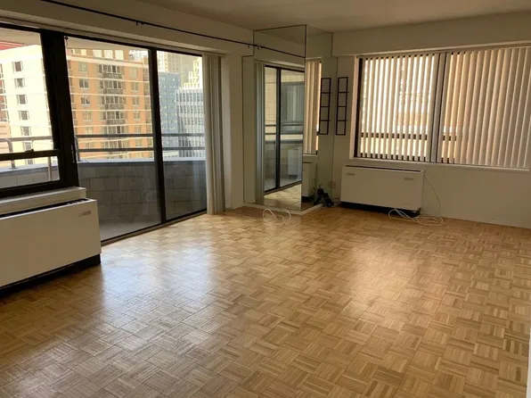 240 E 47th St APT 17A, New York, NY 10017