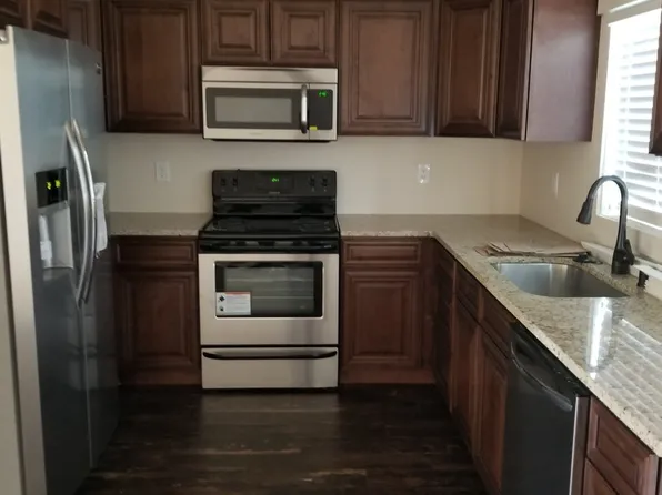 1305-1307 Daniel Street, 1305-1307 Daniel Dr, Moses Lake, WA 98837