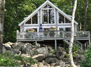 85 Leisure Ln, Frye Island, ME 04071