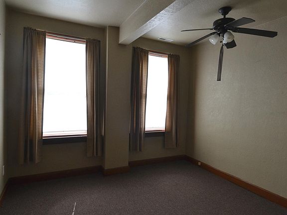 4th image of 106 W McPherson St APT B