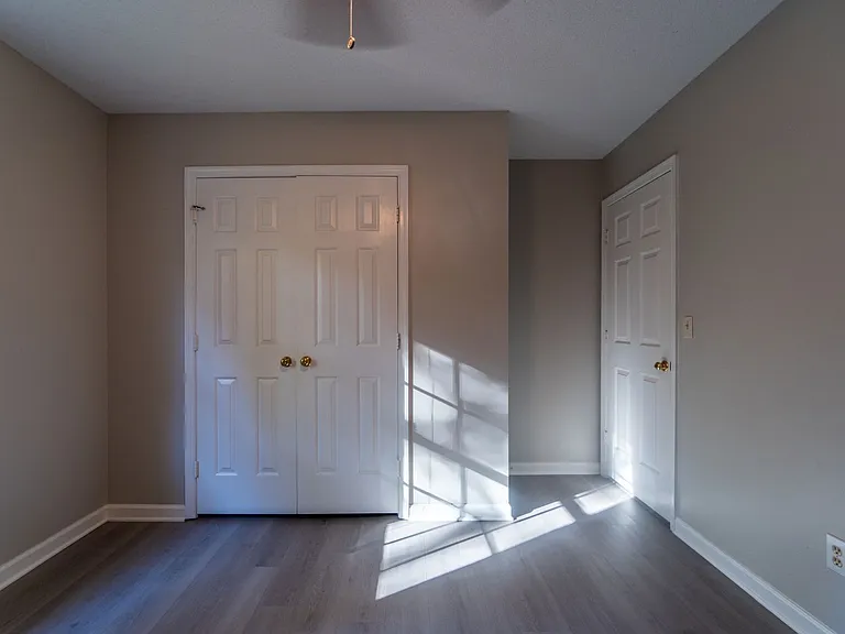 3923 Woodberry Lake Dr — Photo 21
