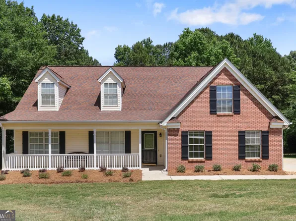 552 Brewer Dr, Locust Grove, GA 30248