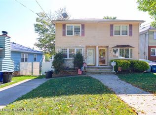 52 Pleasant Plains Ave, Staten Island, NY 10309