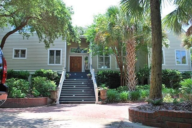 1st image of 33 Waterway Island Dr