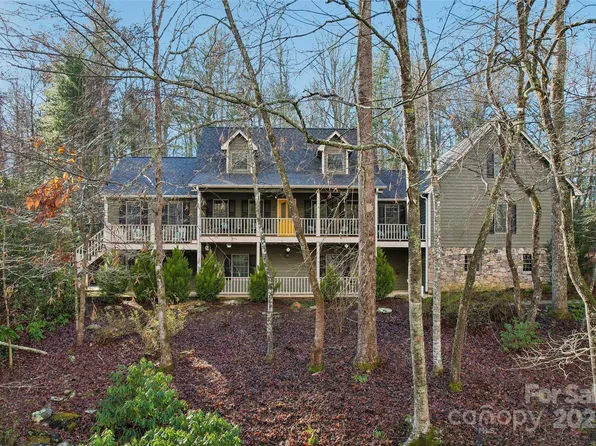 5 Cobble Hill Rd, Fairview, NC 28730