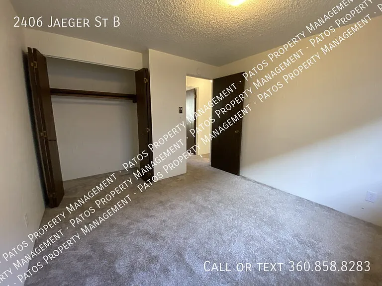 2406 Jaeger St #B — Photo 9