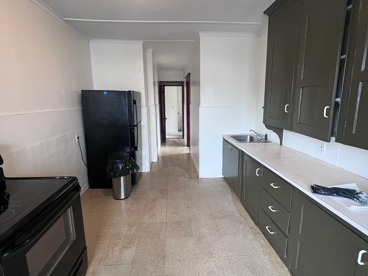 4 bed, $2,000 — Photo 2