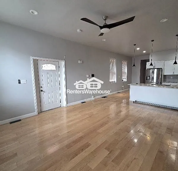 3204 Winnebago St — Photo 13