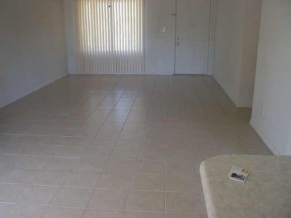 3rd image of 3629 W Sunnyside Drive
