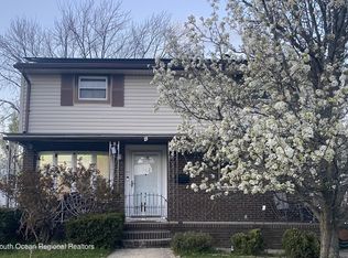 15 Dibling St, Union Beach, NJ 07735